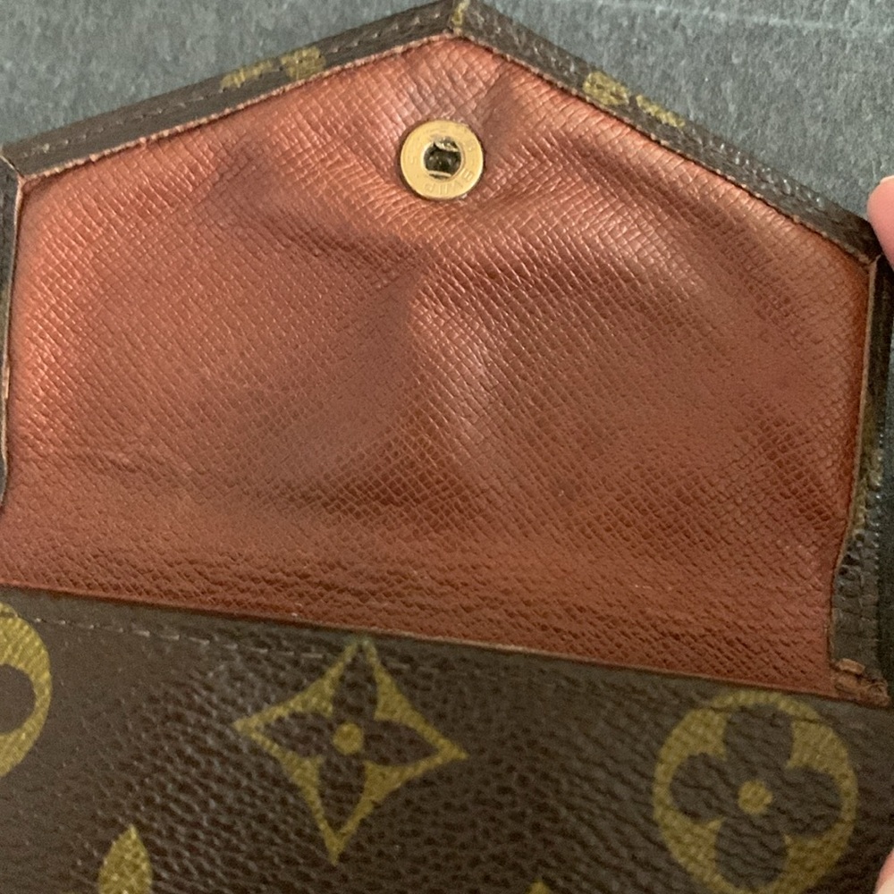 Vintage Louis Vuitton Mono Dual Snap Wallet - Picture 12 of 16